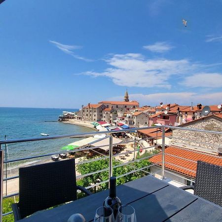 Apartman Dora With Sea View And Terrace Umag Kültér fotó
